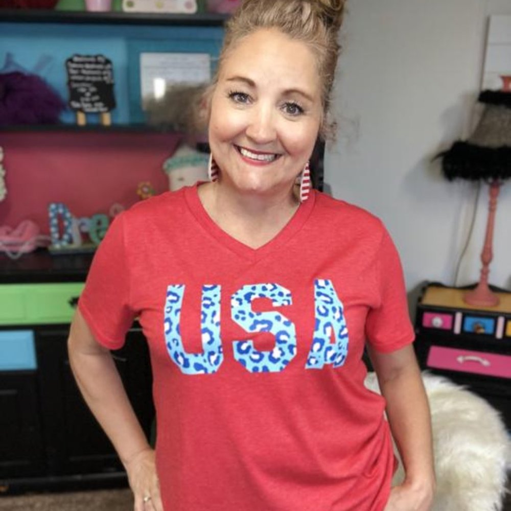 V Neck USA Tee  { Heathered Red }